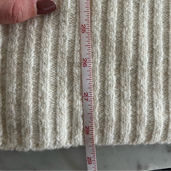 ✨NWT✨ Vince Wool Crewneck Sweater - Picture 6 of 13